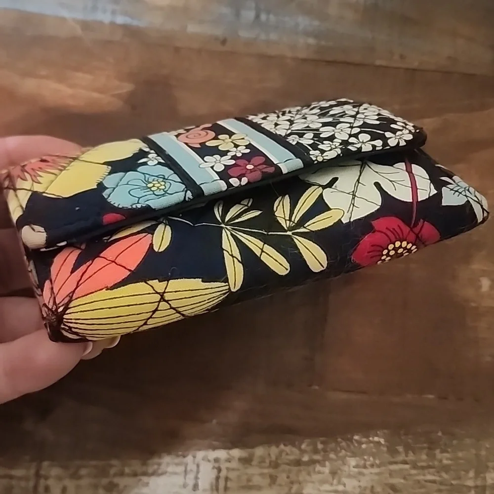 Vera Bradley Floral Snail Kisslock Wallet Coin Pouch Snap - Picture 5 of 14